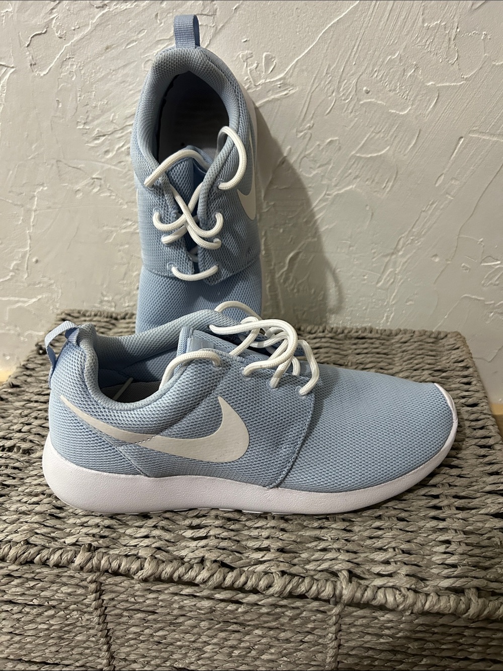 Nike Women’s Light Blue Mesh Sneakers with White Swoosh